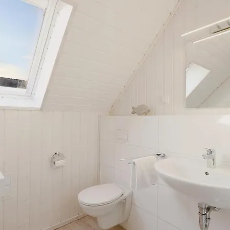 Two-bedroom In Ostseeresort Ferienhaus *