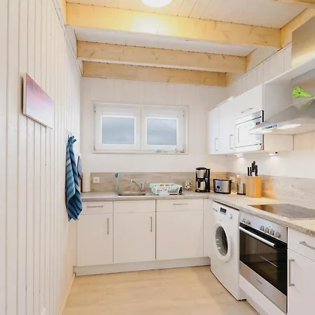 Holiday home Cozy In Ostseeresort With Sauna *
