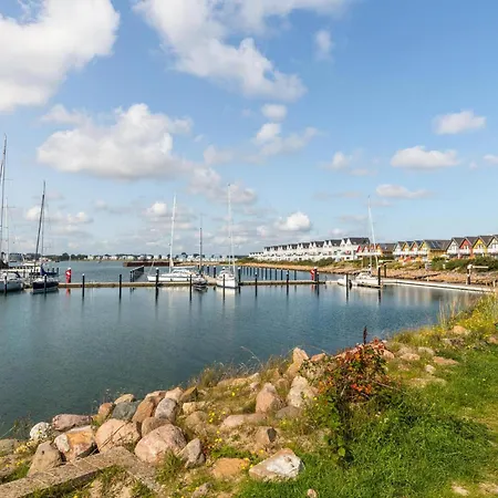 Lovely Home In Ostseeresort Olpenitz With Sauna *